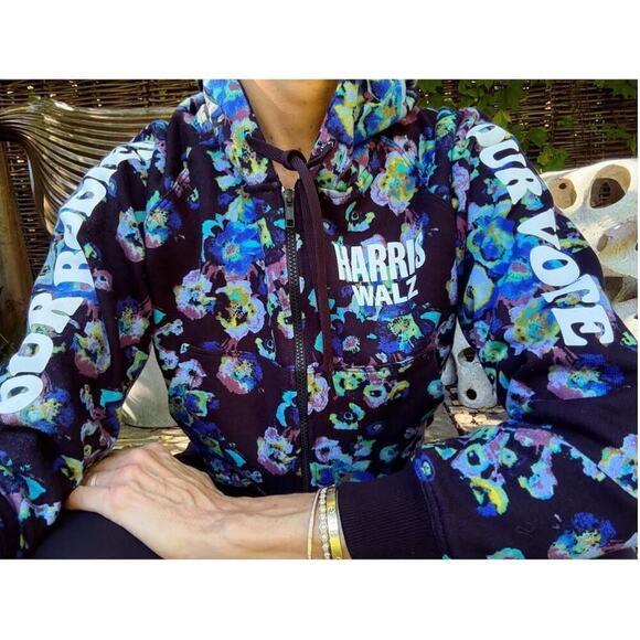 Designers for Democracy by Ulla Johnson Zip Up Hoodie Harris‎ Walz Size Small - Picture 2 of 13